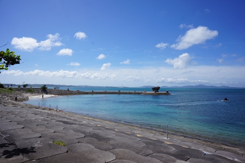 海中道路