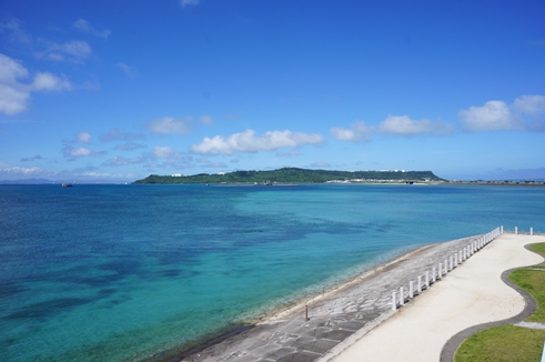 海中道路