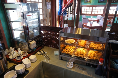 新東洋飯店(北谷)